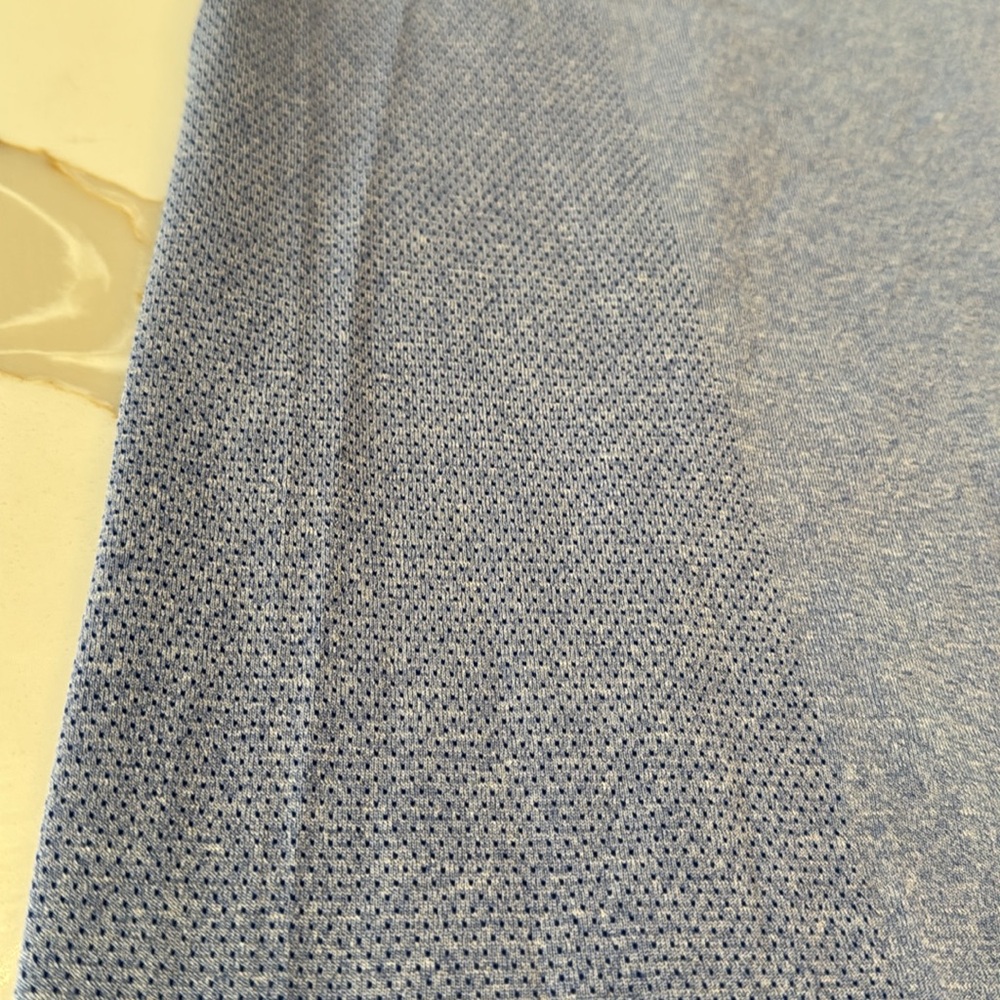 Lululemon Blue Vent T-Shirt - Picture 14 of 16